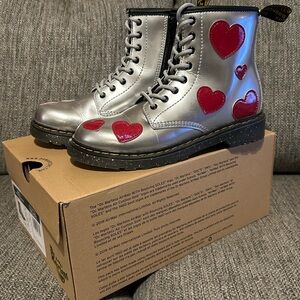 Dr. Martens Kids Heart Boots